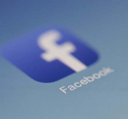 jak usunąć relacje z fb